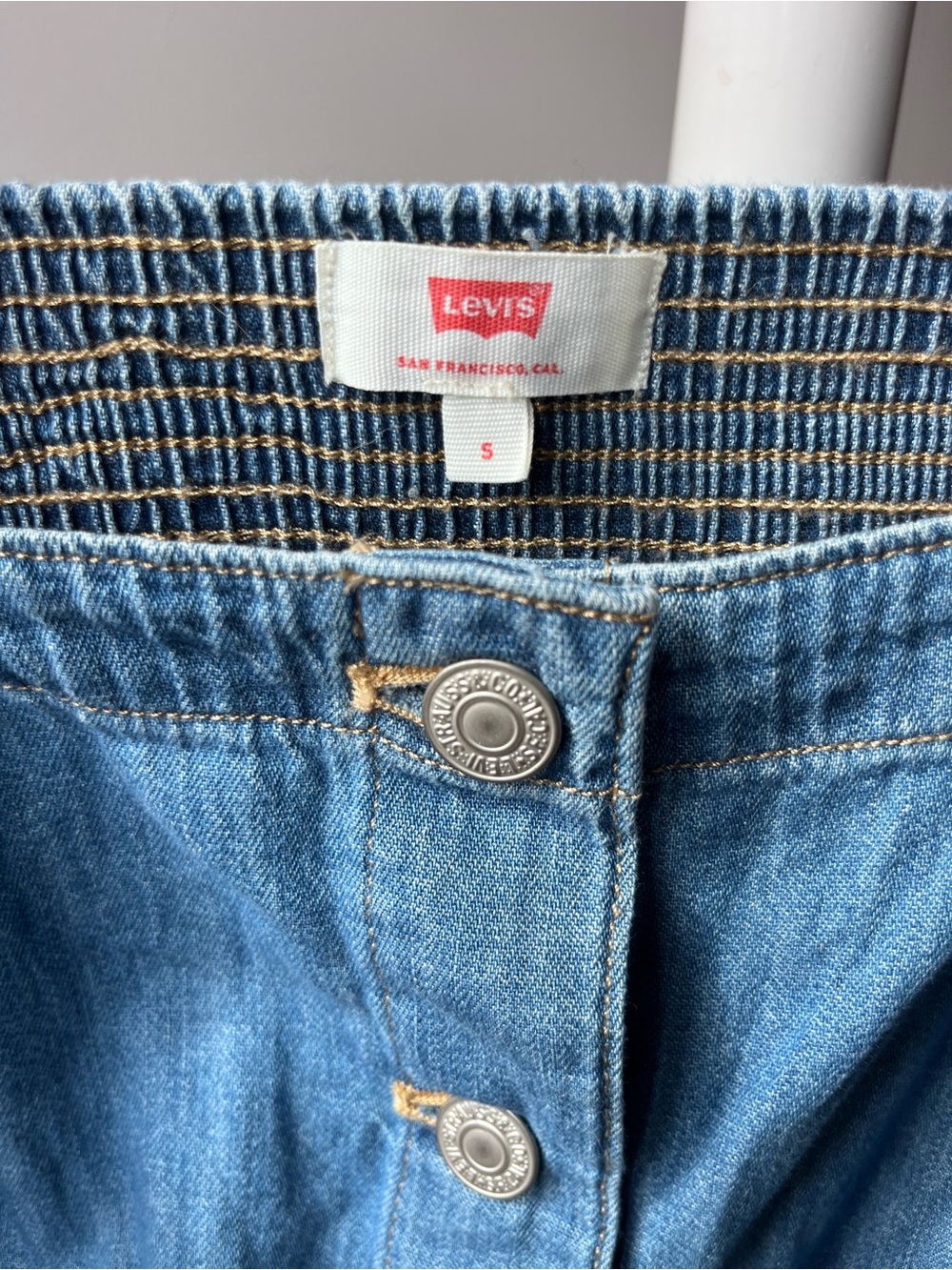 Levi’s Denim Button-Front Pinafore Dress - Blue - Picture 4 of 4